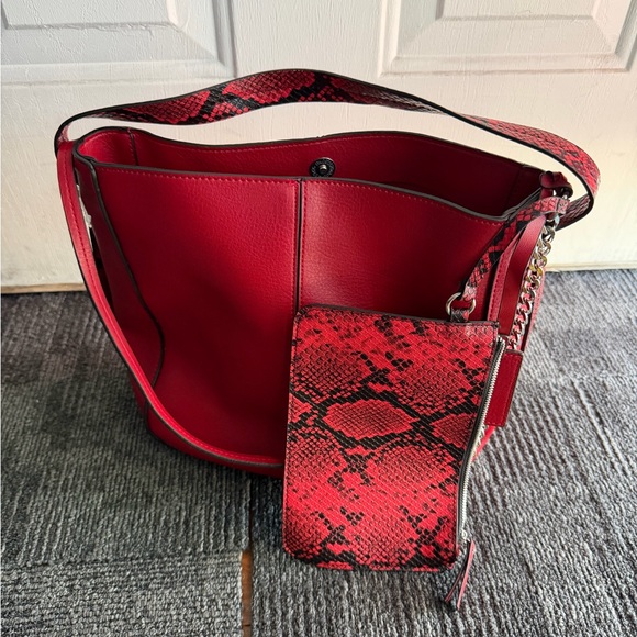 Andrea Red Faux Leather Tote Bag Snake Print Strap & Pouch – NWOT - Picture 4 of 13